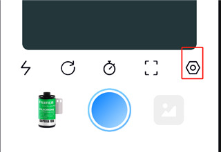 最后一卷胶片暗色模式图片1