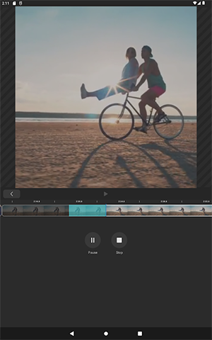 WeVideo原视频与编辑对比界面